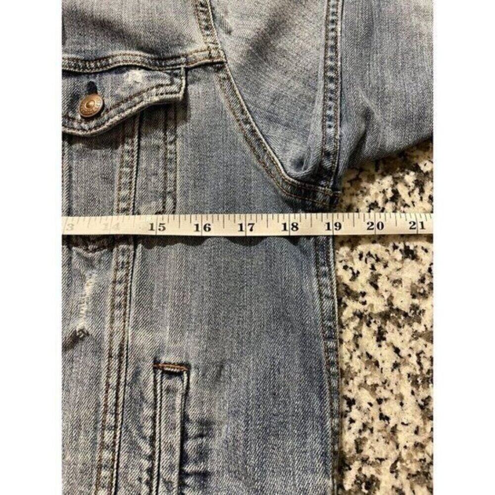 H&M Women’s Blue Distressed Denim Jacket Size 10 Button Front Classic Jean Coat - Picture 8 of 11